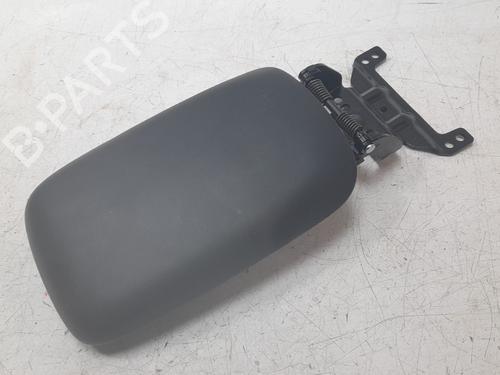 Used Armrest / Center console Armrest / Center console HYUNDAI KONA (OS, OSE, OSI) 1.0 T-GDi (120 hp) 33403726 33403726
