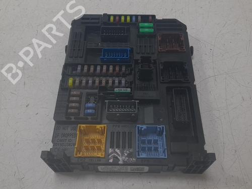 Used Fuse box Fuse box OPEL CORSA F (P2JO) 1.2 (68) (101 hp) 32684817 32684817