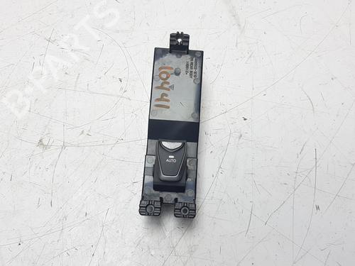 Used Right rear window switch HYUNDAI SANTA FÉ III (DM, DMA) 2.2 CRDi 4WD (197 hp) 8658357