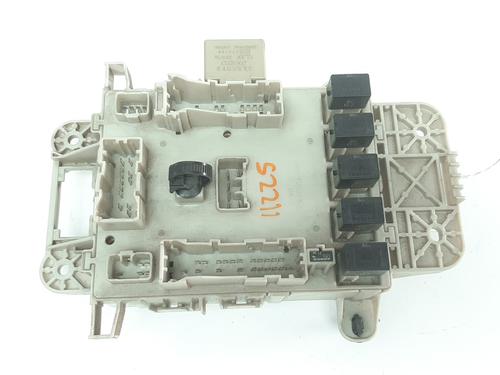 Fuse box TOYOTA RAV 4 II (_A2_)  | BP13372425E1 