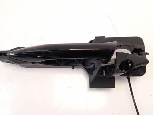 Used Front left exterior door handle HYUNDAI i30 (GD) [2011-2025]  8659317