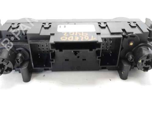 Climate control SEAT TOLEDO IV (KG3) 1.6 TDI | BP3258162I5 
