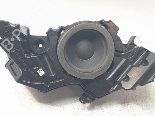 Used Radio TOYOTA C-HR (_X1_) [2016-2025]  22704777
