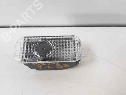 Luz interior AUDI Q8 (4MN) 50 TDI Mild Hybrid quattro (286 hp) 4G0052134E | 4G0052134E |