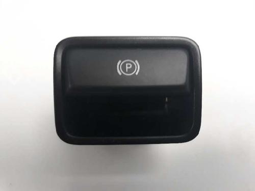 Used Hand brake MERCEDES-BENZ CLA Coupe (C117) CLA 200 CDI / d (117.308) (136 hp) 8782161