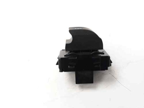 Pulsantiera anteriore destra RENAULT MEGANE IV Hatchback (B9A/M/N_) 1.5 dCi 110 (B9A3) (110 hp) 6554860