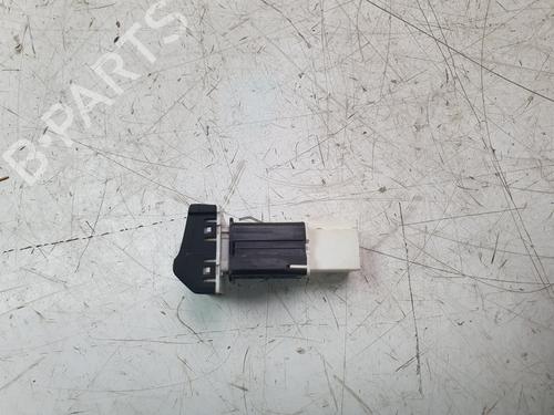 Switch VW AMAROK (2HA, 2HB, S1B, S6B, S7A, S7B, AGD) | BP30121987I30