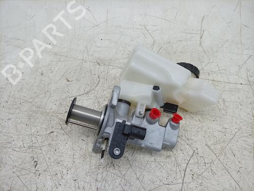 brake-master-cylinder-vw-t-roc-a11-d11-2017-32019431 main image