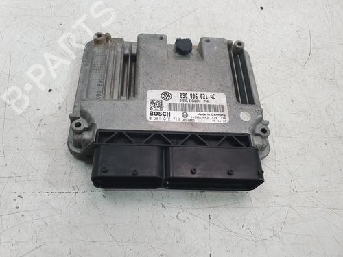 engine-control-unit-ecu-vw-passat-b6-variant-3c5-2005-2006-2007-2008-2009-2010-2011-32671045 main image