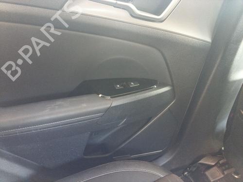 Used Left rear window switch KIA SPORTAGE V (NQ5) 1.6 T-GDI MHEV (160 hp) 28152737