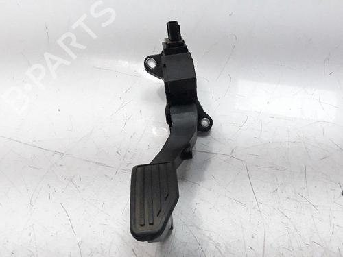 Used Pedal TOYOTA YARIS (_P13_) 1.5 (NSP131_) (112 hp) 18831897