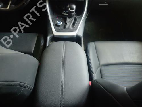 Used Armrest / Center console Armrest / Center console 37494573 37494573