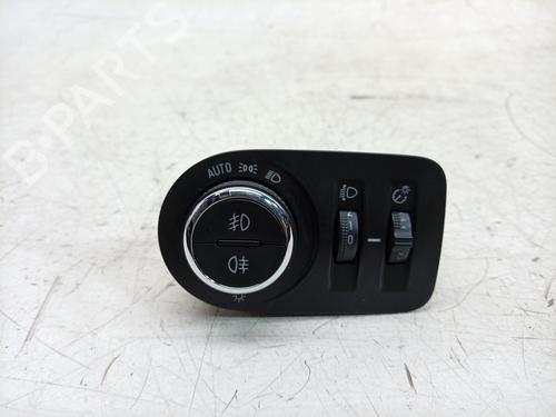 Used Headlight switch Headlight switch OPEL CROSSLAND X / CROSSLAND (P17, P2QO) 1.2 (75) (110 hp) 39613470 39613470