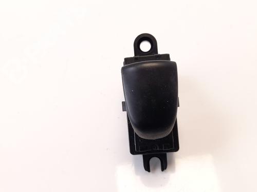 Used Left rear window switch Left rear window switch NISSAN JUKE (F15) 1.6 (117 hp) 8660995 8660995