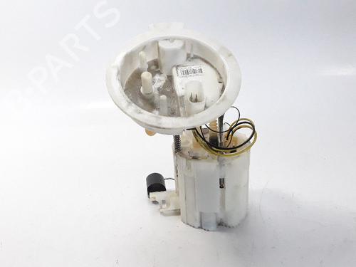 Used Fuel pump BMW 3 (F30, F80) 318 d (150 hp) 7511918