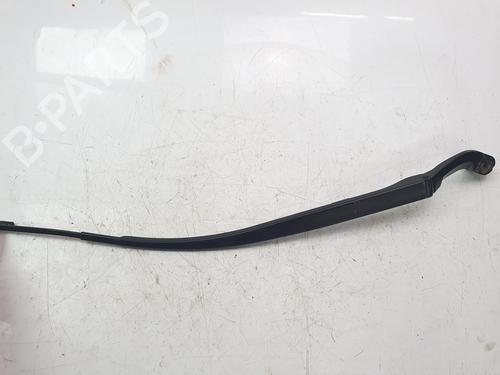 Used Front windshield wiper arm INFINITI Q50 50 D (170 hp) 27678460