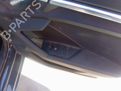 Interrupteur de vitre arrière droite AUDI A3 Sportback (8YA, 8YF) [2019-2026]  32361554