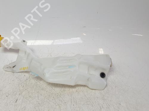 sprinklertank-renault-megane-iv-hatchback-b9amn_-2015-28164706 main image