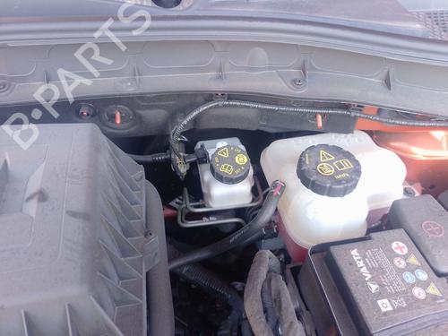 Used Brake master cylinder Brake master cylinder MG MG ZS SUV (AZS1) 1.5 VTi (114 hp) 33813622 33813622