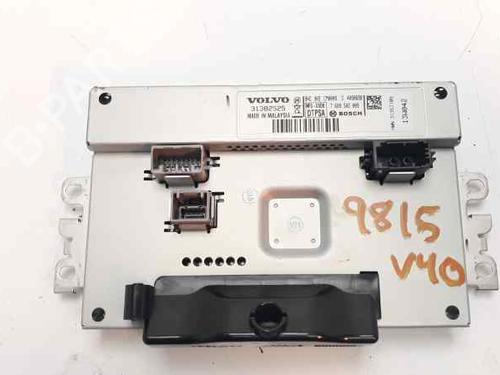 Radio VOLVO V40 Hatchback (525) D2 | BP6887900E6 