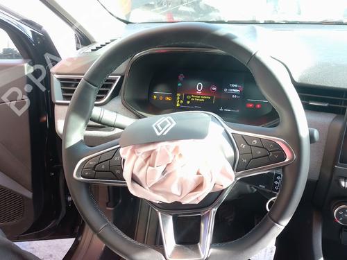 Used Steering wheel RENAULT CLIO V (B7_) 1.5 Blue dCi 100 (B7AD) (101 hp) 30960983