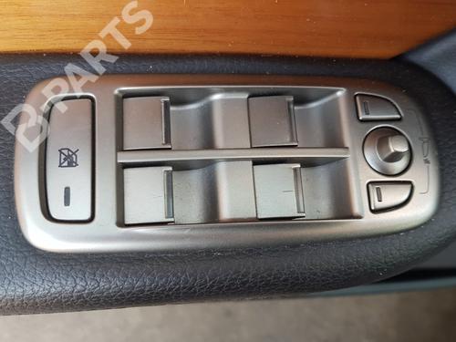 Used Left front window switch Left front window switch JAGUAR XF I (X250) 3.0 D (241 hp) 9739468 9739468