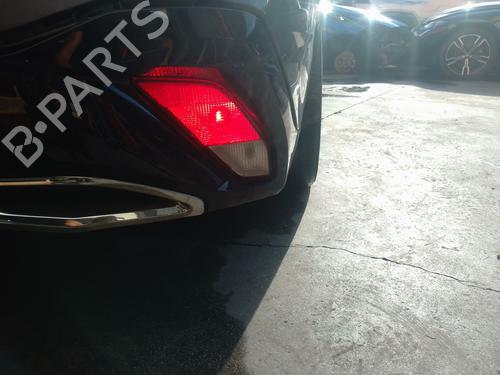 Used Rear bumper right light Rear bumper right light PEUGEOT 308 SW III (FC_, FJ_, FR_, F4_, FN_) BlueHDi 130 (FCYHZL, FCYHZT) (131 hp) 39423762 39423762