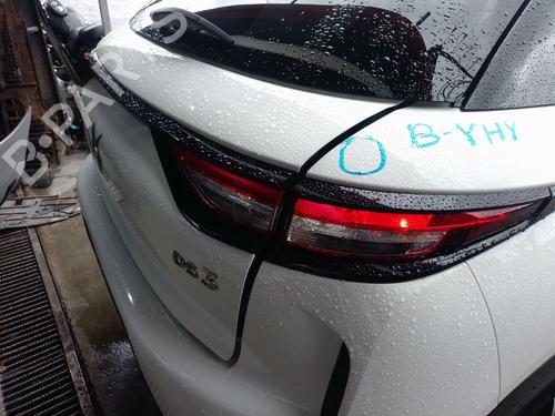 Feu de coffre droit DS DS 3 / DS 3 CROSSBACK (UR_, UC_, UJ_) 1.5 BlueHDi 100 (UCYHYJ) (102 hp) 32066176