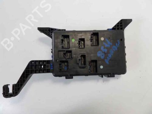 Fuse box FORD MONDEO III Turnier (BWY) 2.0 16V TDDi / TDCi | BP289482E1 