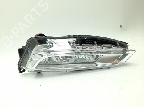 Nebelscheinwerfer rechts für SEAT ATECA (KH7, KHP) 1.5 TSI (150 hp) 32417172