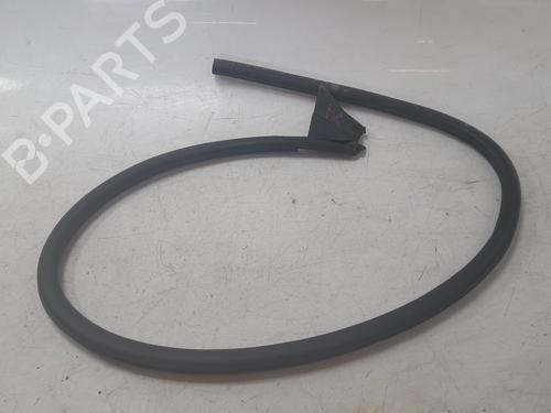 Used Rubber door seal Rubber door seal FORD USA MUSTANG Coupe 5.0 V8 (450 hp) 34004704 34004704