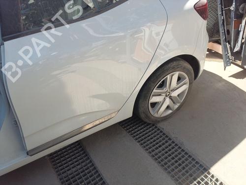 Used Rear axle RENAULT CLIO V (B7_) 1.0 LPG (B7MT) (101 hp) 29208346