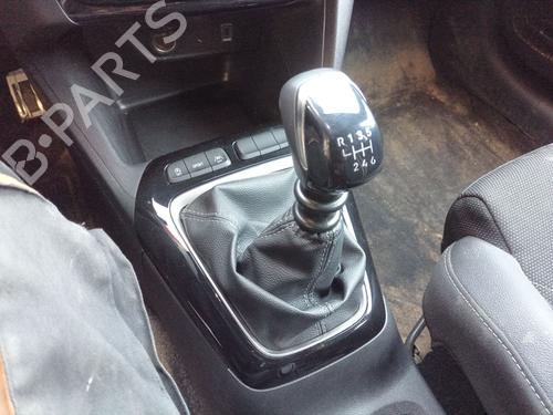 Used Gear lever OPEL CORSA F (P2JO) 1.2 (68) (101 hp) 26392679