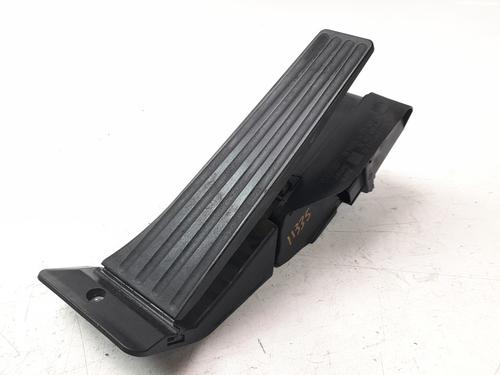 Used Pedal BMW 1 (E87) [2003-2013]  16886783