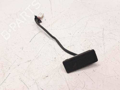 Used Tailgate handle ALFA ROMEO STELVIO (949_) 2.9 Q4 (949.AXG2A, 949.AXH2A, 949.AXS2A) (510 hp) 11359663