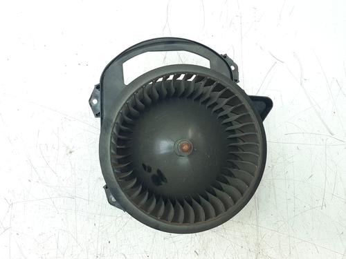 Used Heater blower motor MERCEDES-BENZ CLA Shooting Brake (X117) CLA 200 CDI / d (117.908) (136 hp) 14207839