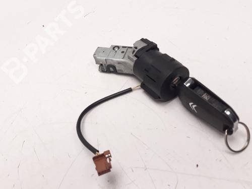 Used Ignition barrel Ignition barrel CITROËN C4 CACTUS 1.5 BlueHDi 100 (102 hp) 8281990 8281990