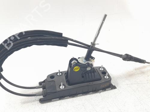 Used Gear lever SEAT LEON (5F1) [2012-2021]  15004205