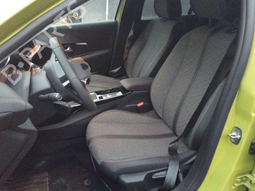 Used Seats set PEUGEOT 208 II (UB_, UP_, UW_, UJ_) 1.2 PureTech 100 (101 hp) 28358061