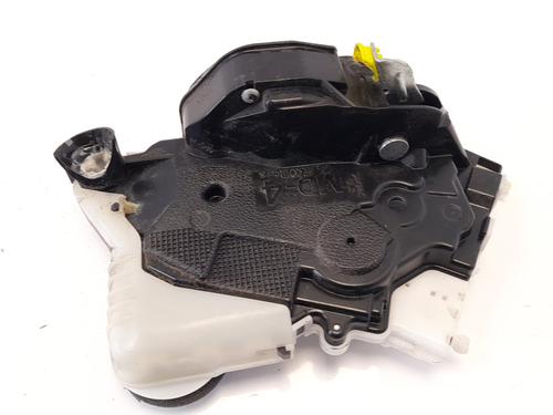 Front left lock TOYOTA YARIS (_P13_) 1.0 (KSP130_, KSP130) | BP7112812C98 