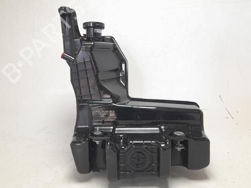 AdBlue-tank AdBlue-tank MERCEDES-BENZ C-CLASS (W206) C 200 d (206.003) (163 hp) 34059820 34059820
