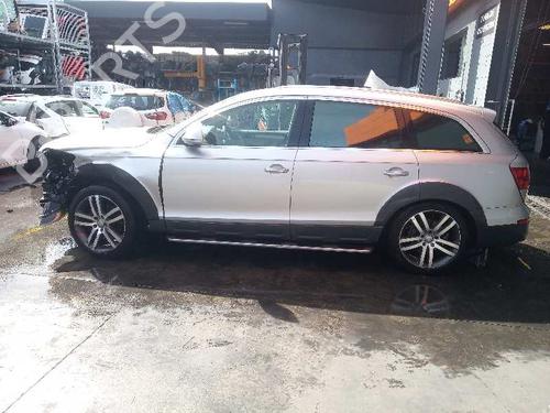 Høyre bak invendig håndtak AUDI Q7 (4LB) 3.0 TDI quattro | BP8501619I16 