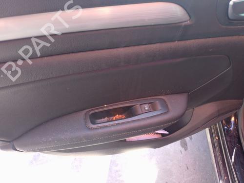 Used Left rear window switch Left rear window switch RENAULT MEGANE IV Grandtour (K9A/M/N_) 1.3 TCe 140 (K9NB) (140 hp) 33471330 33471330