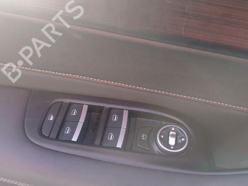 Venstre fortil elrude kontakt Venstre fortil elrude kontakt EBRO S400 1.5 HEV (211 hp) 39981350 39981350