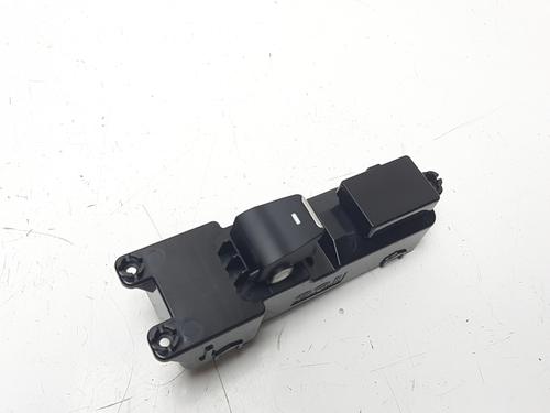 Used Right rear window switch Right rear window switch HYUNDAI TUCSON (TL, TLE) 1.6 CRDi hybrid 48V (136 hp) 10272021 10272021