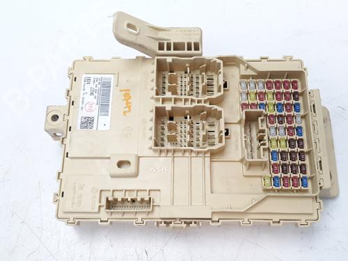 Used Fuse box KIA XCEED Van (CD) 1.4 T-GDI (140 hp) 8805547