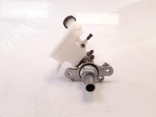 Brake master cylinder MERCEDES-BENZ CLA Shooting Brake (X117) CLA 200 CDI / d (117.908) | BP8666828M77 