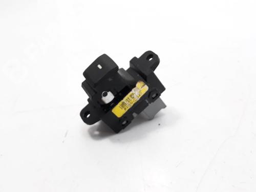 Used Right front window switch Right front window switch HYUNDAI i20 II Coupe (GB) 1.2 (84 hp) 7025944 7025944