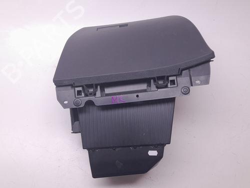 glove-box-ds-ds-3-ds-3-crossback-ur_-uc_-uj_-2018-26396983 main image