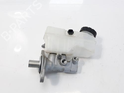 Used Brake master cylinder RENAULT CLIO IV (BH_) [2012-2021]  6940807